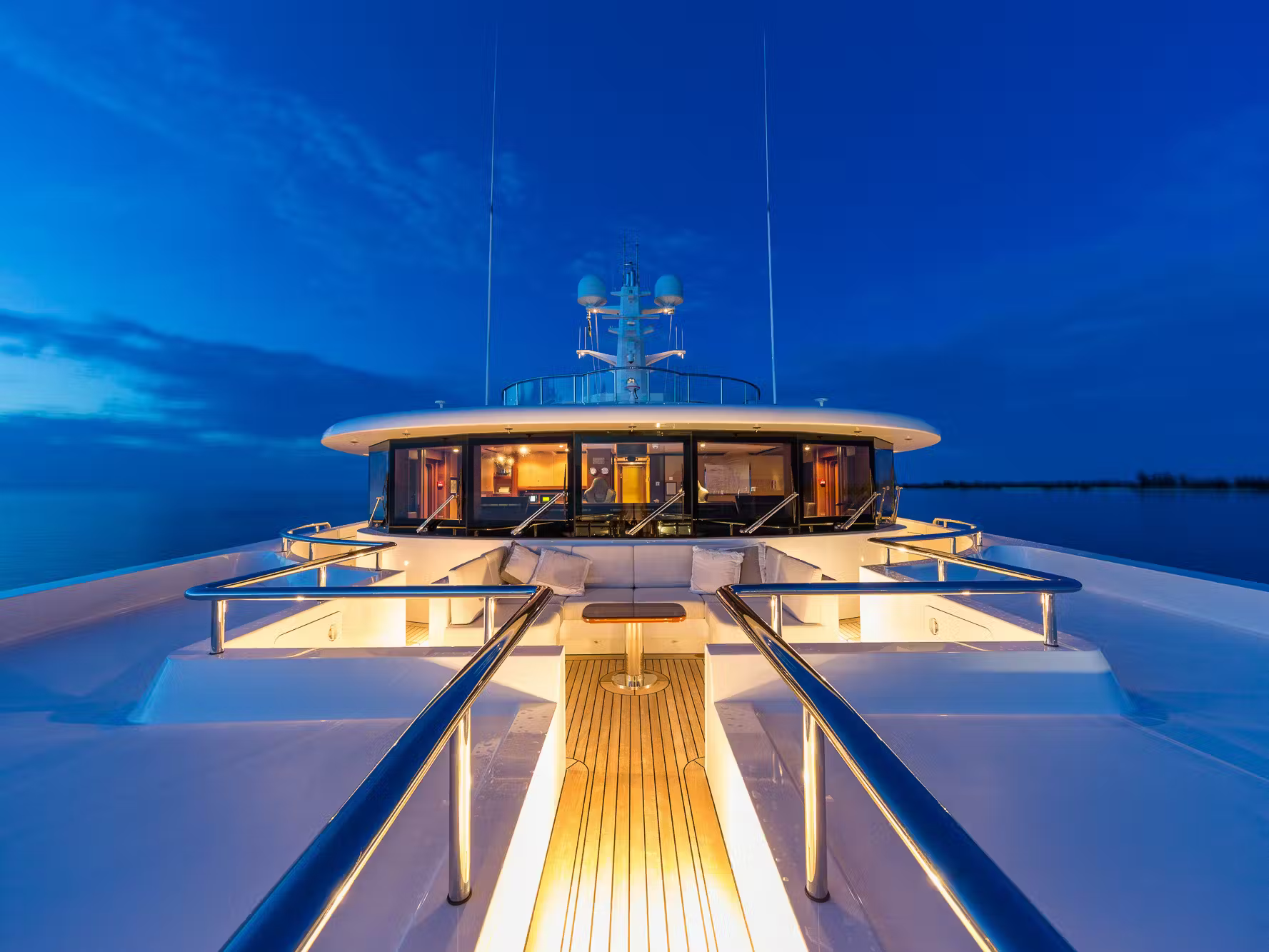 Executive services and professional management for your superyacht