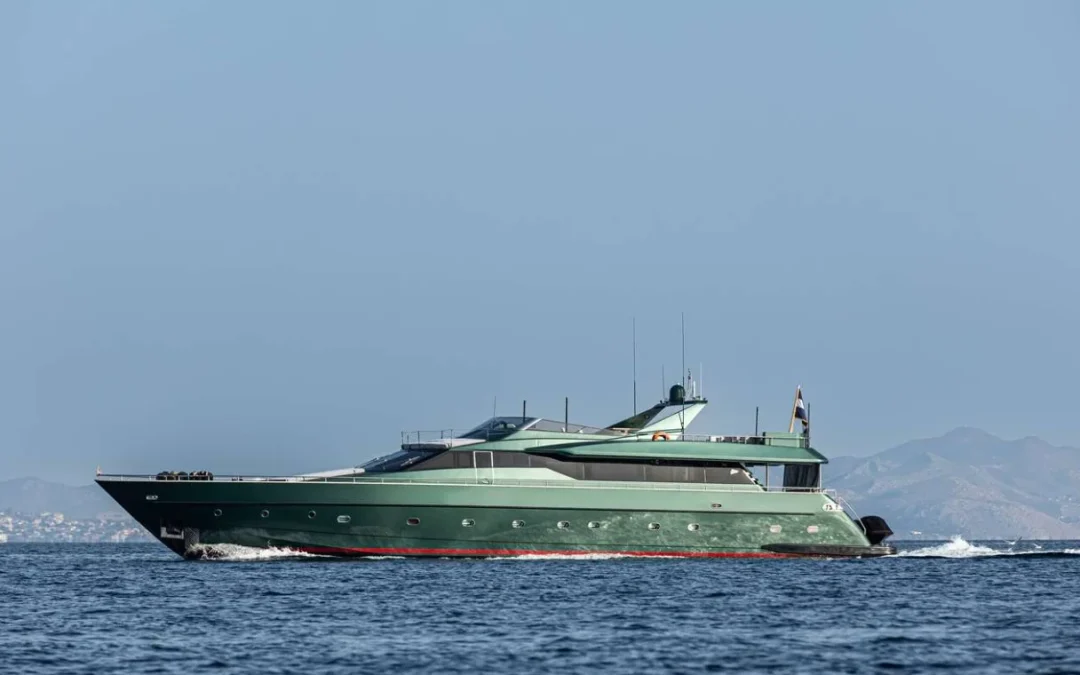 M/Y CAN’T REMEMBER